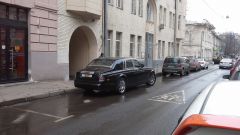 Королева Англии тайно посещает Москву....