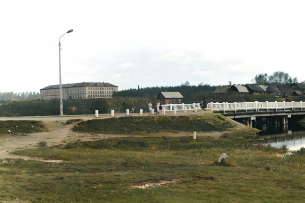 Мост на реке Серебрянка.jpg